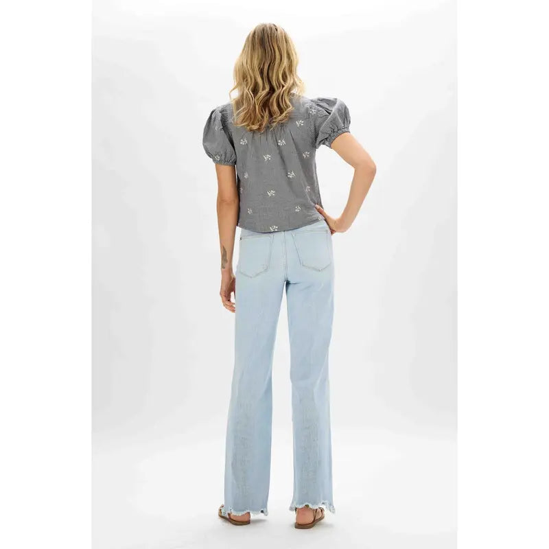 JUDY BLUE® HIGH WAIST DESTROYED HEM STRAIGHT